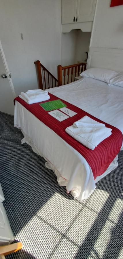 Ash Hotel B&B Exmouth Dış mekan fotoğraf